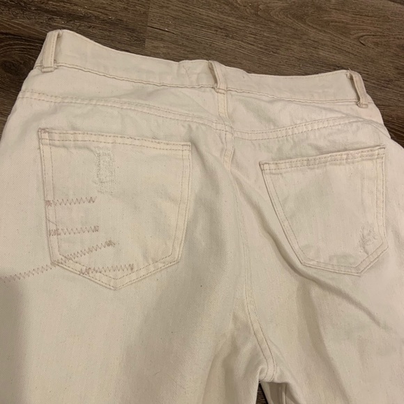 Slightly cropped beige pants - Picture 4 of 4